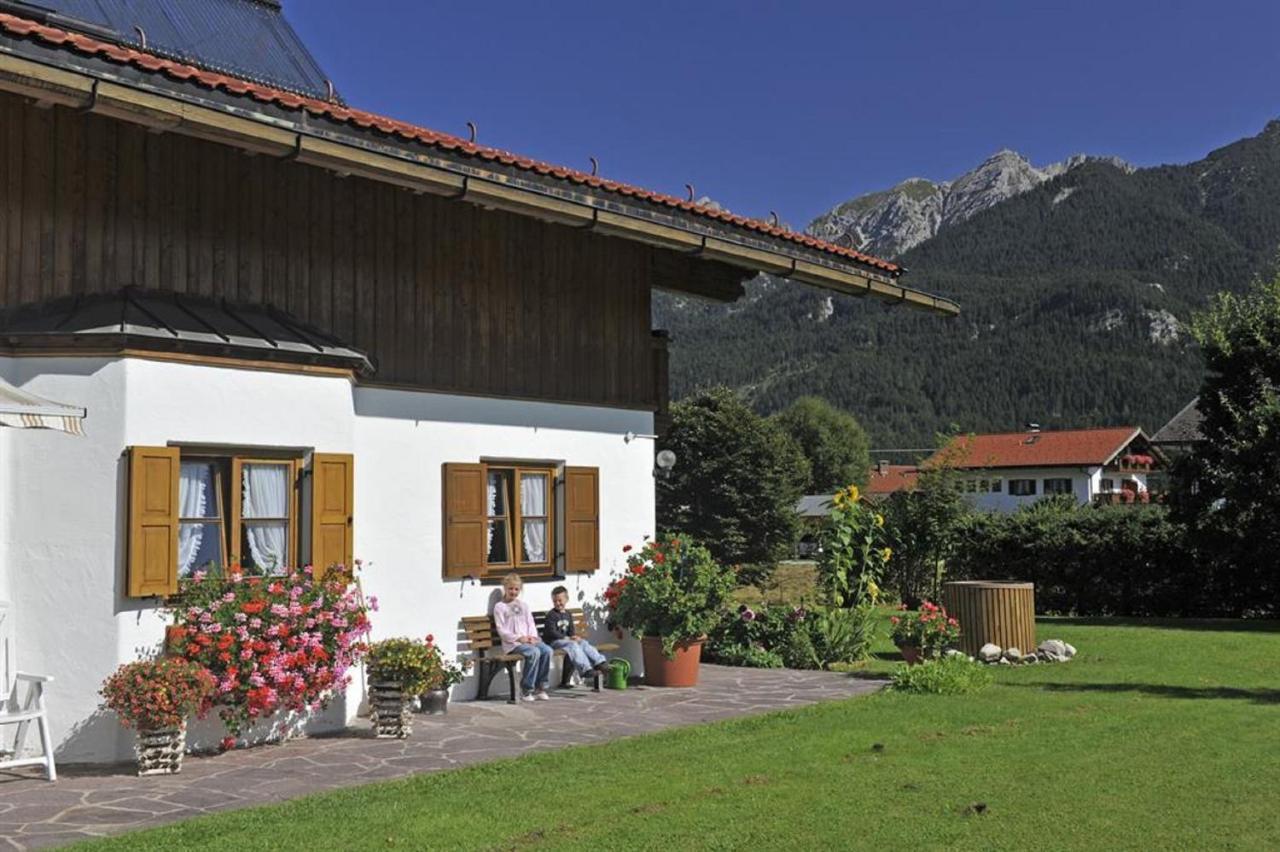 Ferienwohnung Alpenwelt Wallgau Exterior photo